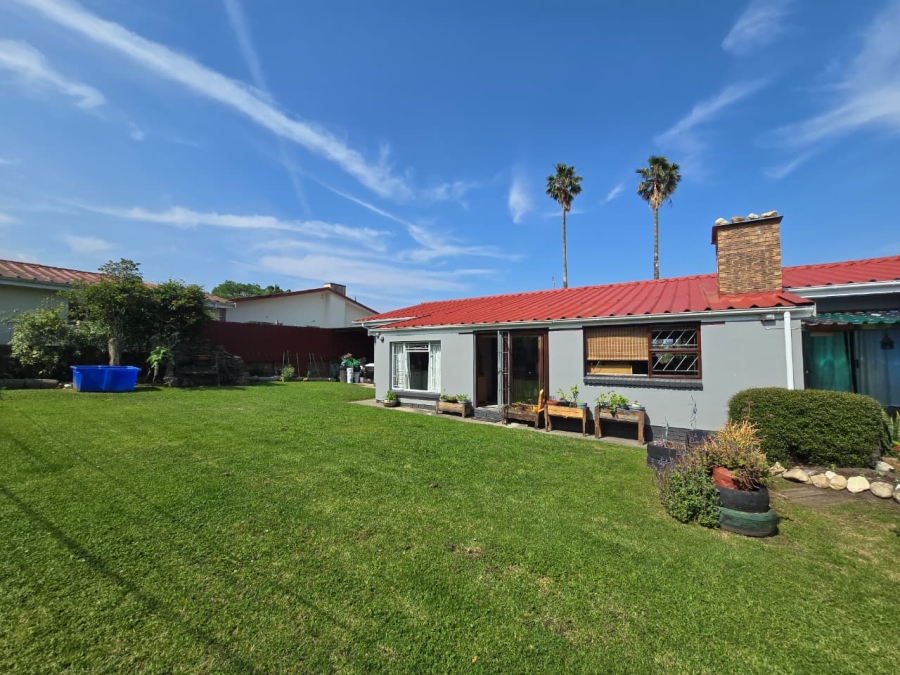 4 Bedroom Property for Sale in Blanco Western Cape